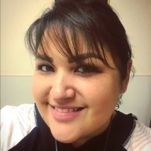 Meet your Posher, Cassie